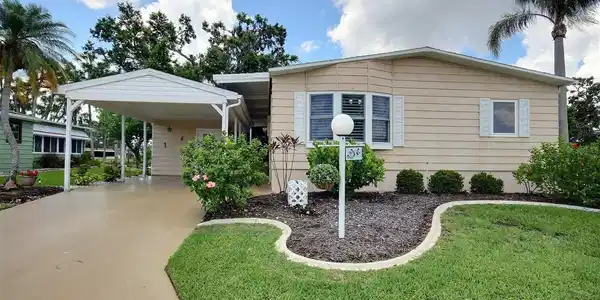 85 MEADOW CIR