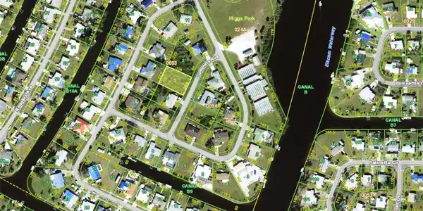 166 CUMMINS AVENUE NE