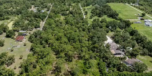 E MANASOTA BEACH ROAD