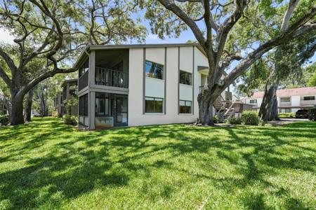 506 DUXBURY COURT