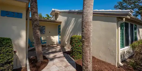 231 HOURGLASS WAY