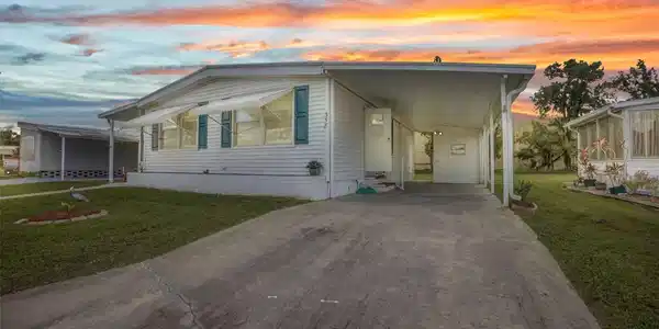 1000 KINGS HIGHWAY