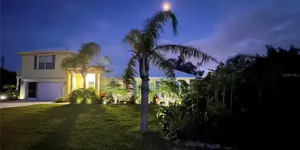 13 STARLIGHT DRIVE