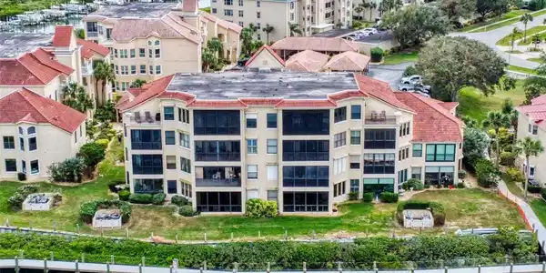 438 BOUCHELLE DRIVE
