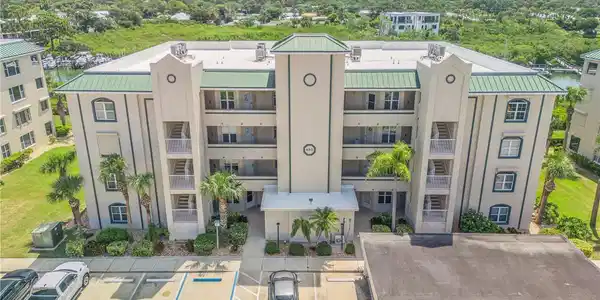 430 BOUCHELLE DRIVE