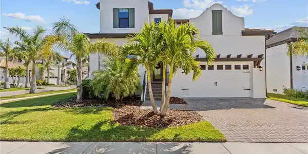 923 SEAGRAPE DRIVE