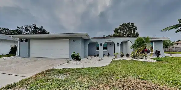 1701 HIBISCUS CIRCLE S