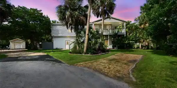 8178 RIVER POINT DRIVE