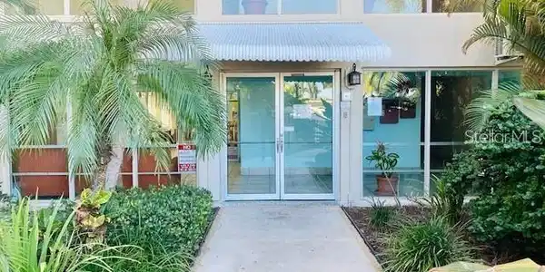 221 COLUMBIA DRIVE