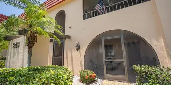 213 RUBENS DRIVE