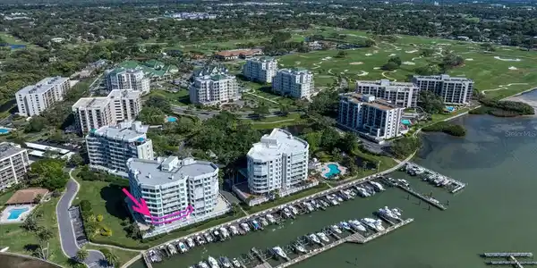 2 SEASIDE LANE
