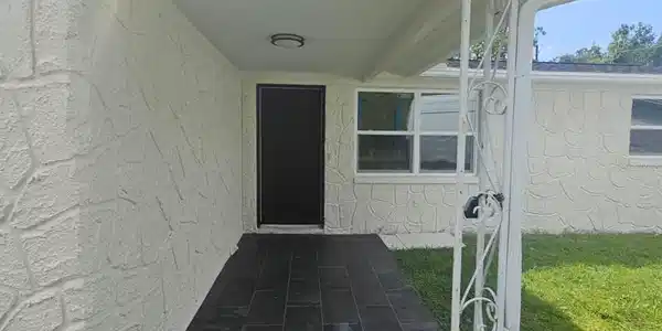 2715 BETTY PLACE