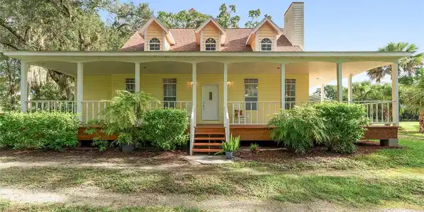 5 CAPTAINS COVE ROAD