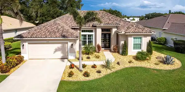 604 COCKATOO CIRCLE