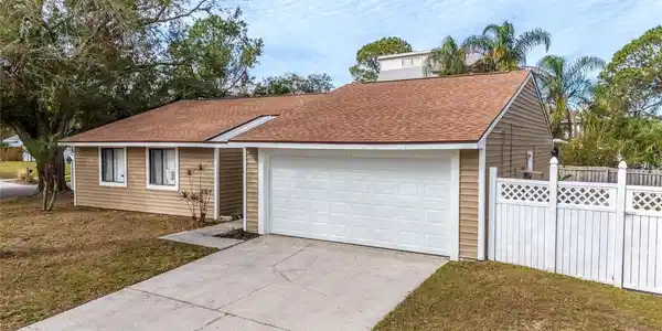102 SHOREVIEW LANE