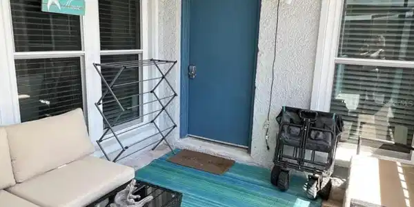 323 REX PLACE