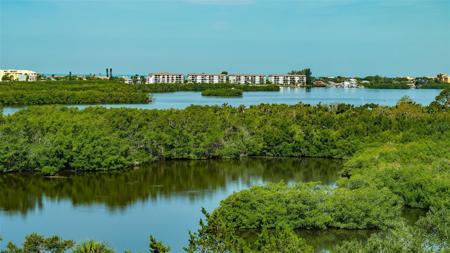 401 N POINT ROAD