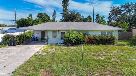 2215 N WELLESLEY DRIVE