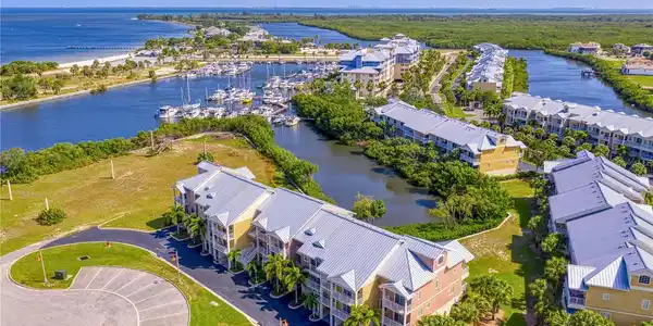3273 MANGROVE POINT DRIVE