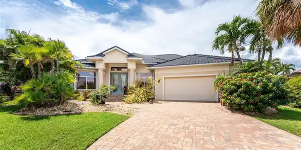 3835 AVES ISLAND COURT