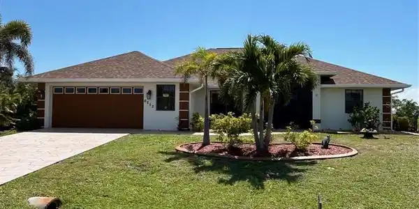 8252 TECUMSEH CIRCLE