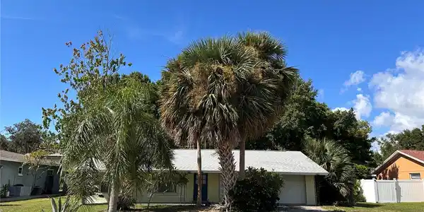 1424 CASTLEWORKS LANE