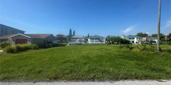 7429 HATTERAS