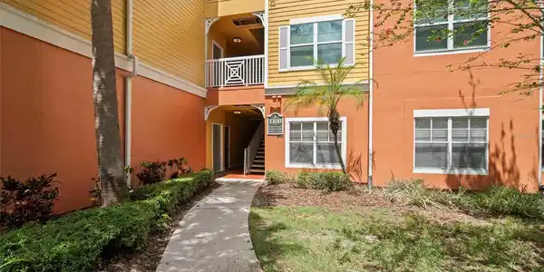 4207 S DALE MABRY HIGHWAY