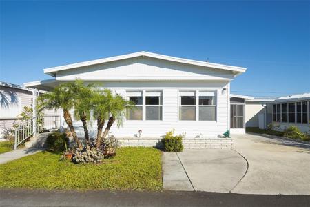 2105 GLENWOOD DRIVE