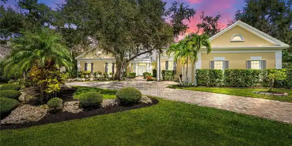 133 OSPREY POINT DRIVE