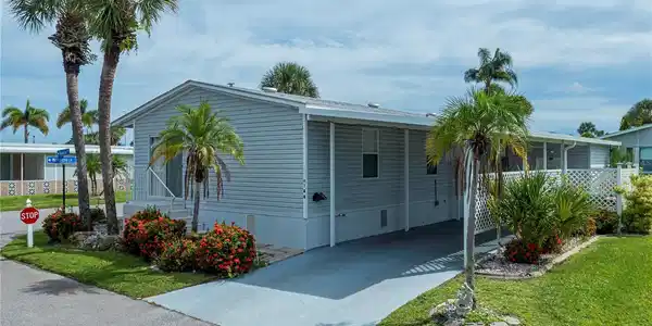 2100 KINGS HIGHWAY
