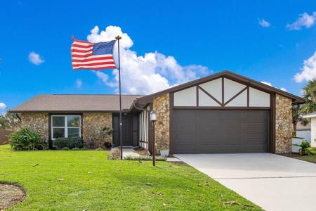 4 SEA HAWK DRIVE