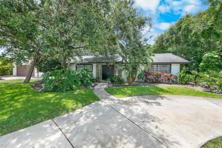 81 ALBERTA AVENUE