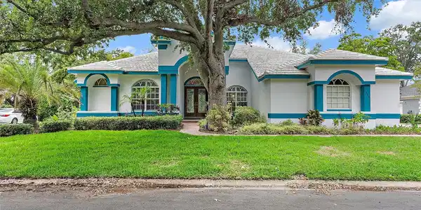 7314 HUNT CLUB LANE