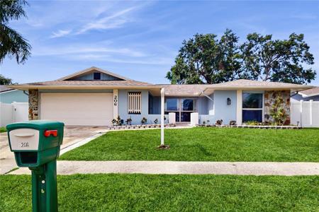 206 HILLCREST DRIVE