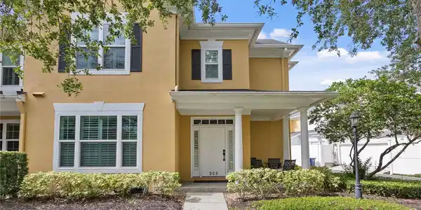 305 SEA ISLAND WAY