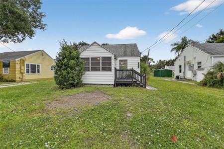3806 CHAPEL DRIVE