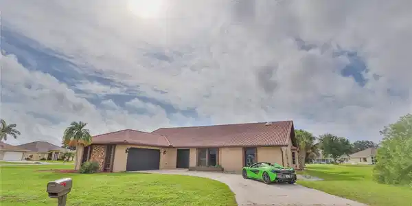 1438 VERMOUTH LANE
