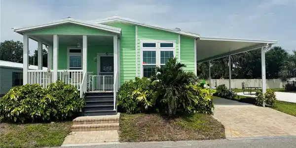 4354 MANATEE LOOP