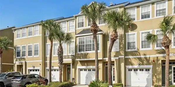 2947 BAYSHORE POINTE DRIVE