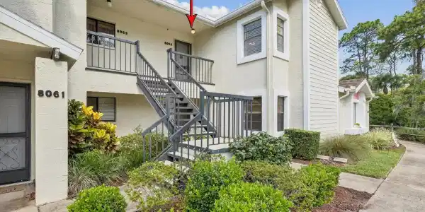 8065 PICKETTS COURT