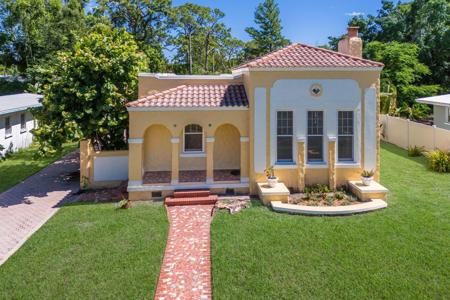 455 ACACIA DRIVE