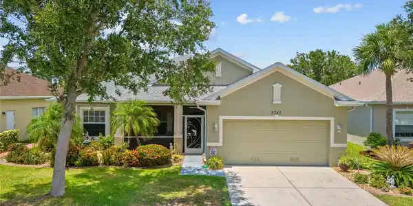 2747 SUNCOAST LAKES BOULEVARD