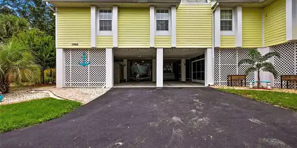 11960 W BLUE BAYOU COURT