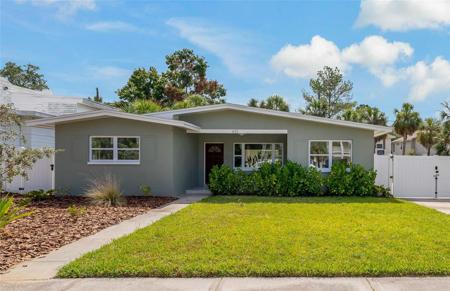 433 PINEAPPLE STREET