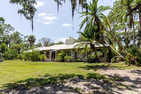 12115 S US HWY 41