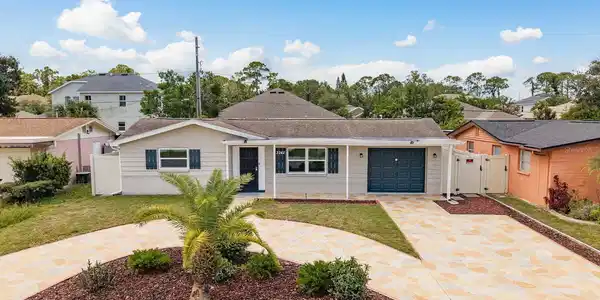 3242 BEACON SQUARE DRIVE