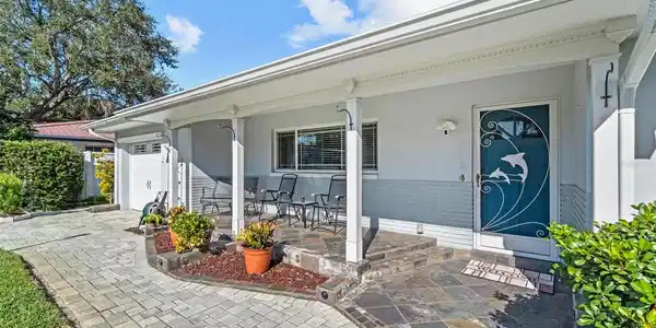 231 TEMPLE LANE