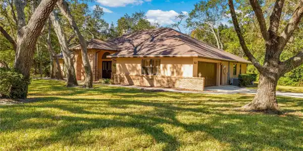 7443 OAK TREE LANE