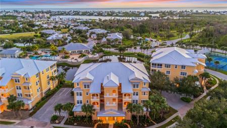 8520 AMBERJACK CIRCLE